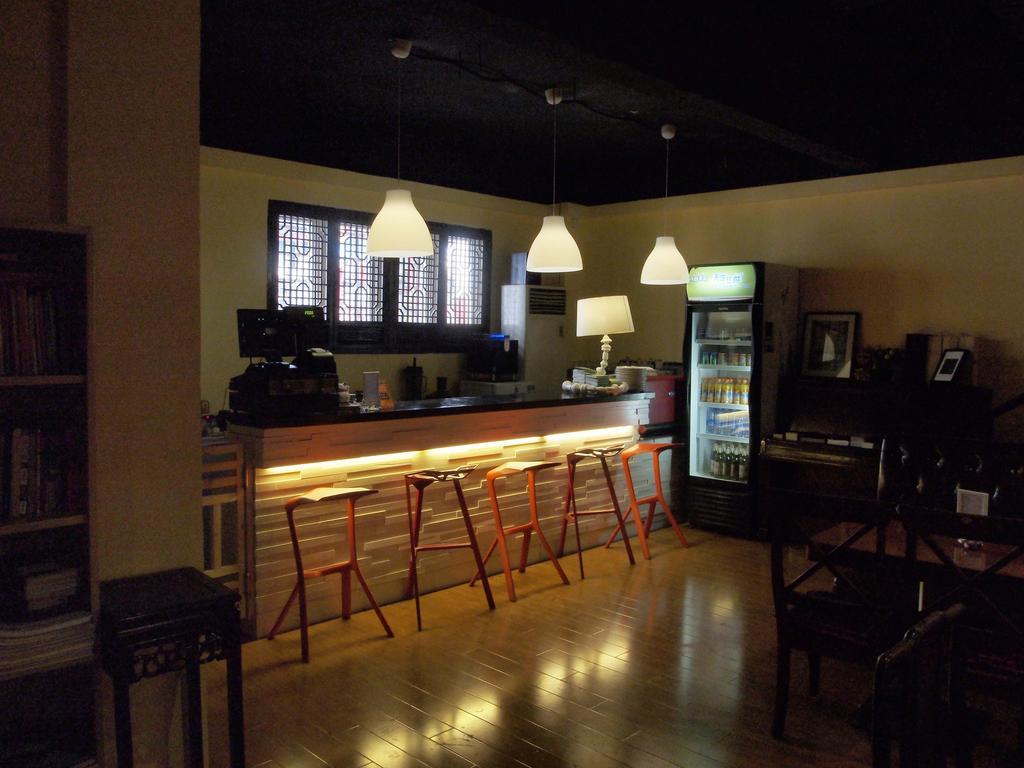 Nanjing Sunflower International Youth Hostel Bagian luar foto